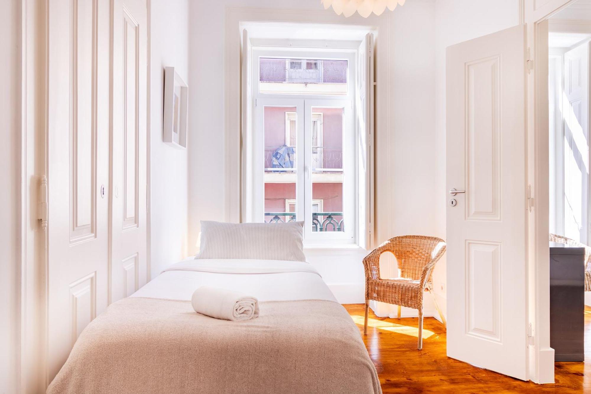 Principe By Central Hill Apartments Lisbon Luaran gambar